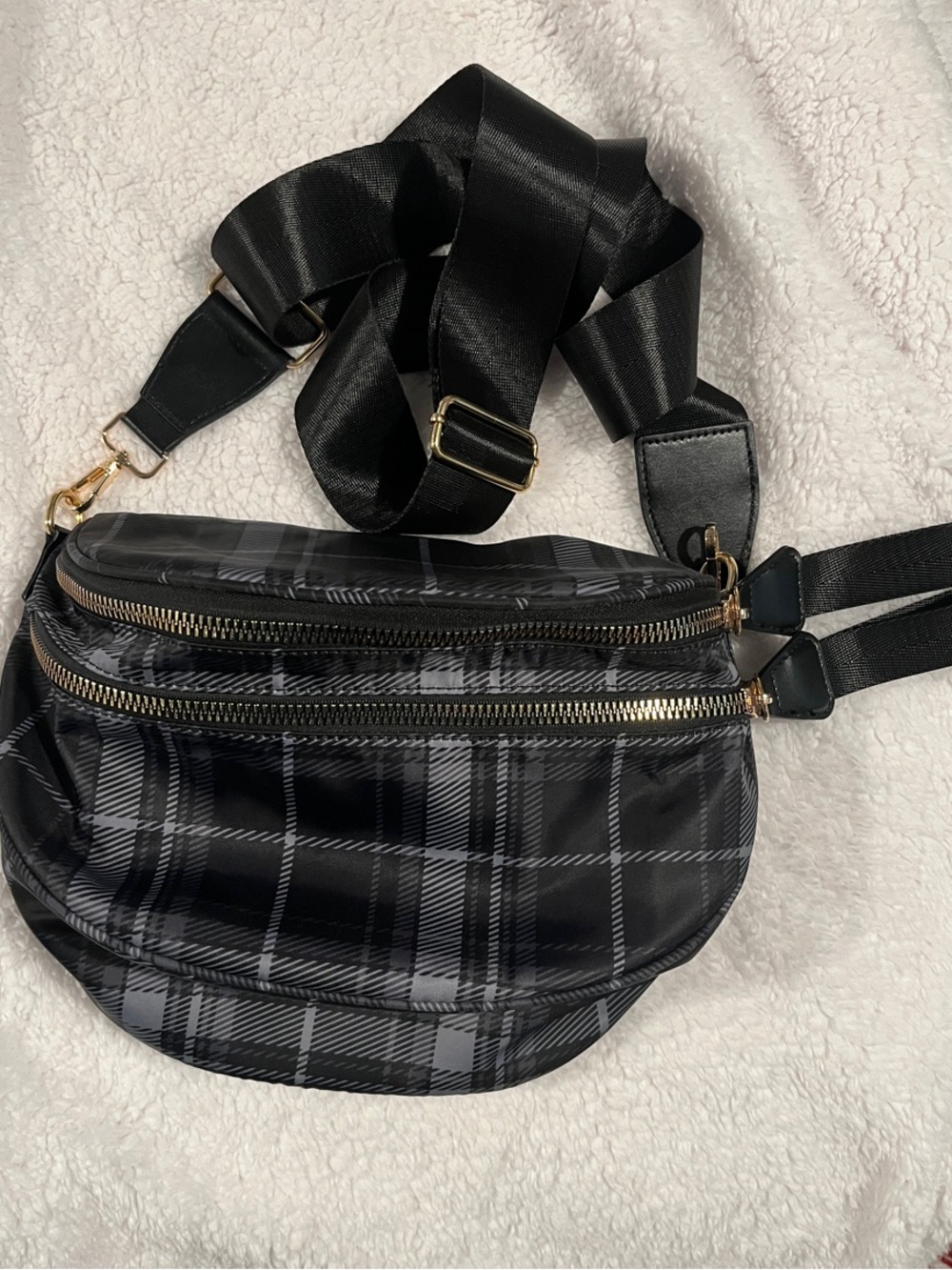 Emmafy Gofree - Plaid Edition Crossbody Sling Bag with Gold Hardware